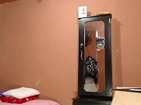 Freechat _aslhey_naughty on StripChat