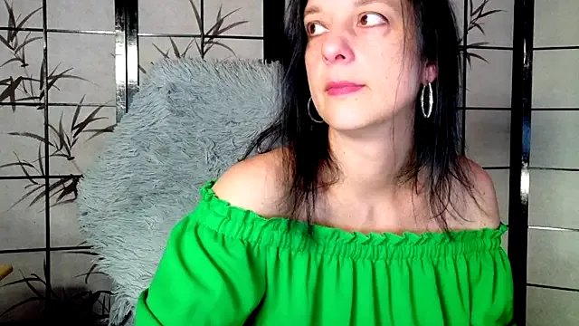 Freechat _Sweetlonglips_ on StripChat