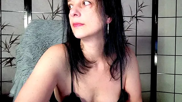 Freechat _Sweetlonglips_ on StripChat