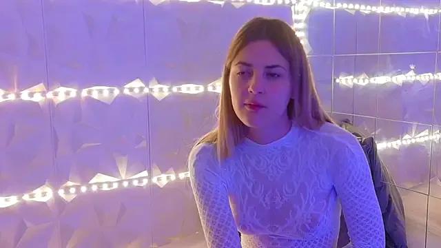 Aishha_ on StripChat