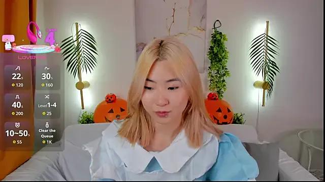 Freechat Aisi_18 on StripChat