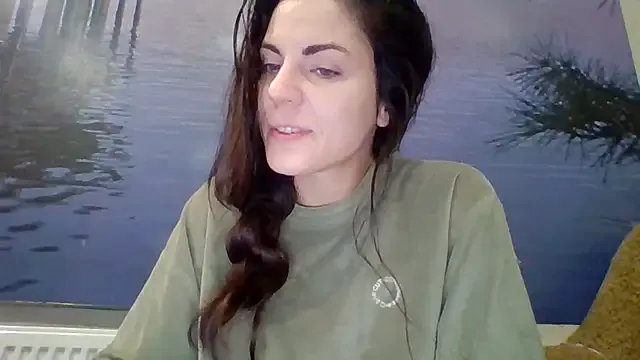 Freechat AliceTailor on StripChat