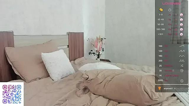 Alisa_Monroe on StripChat