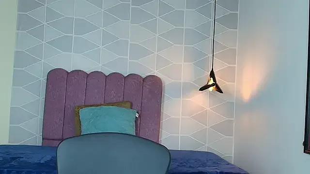 Freechat Aly_Loving on StripChat