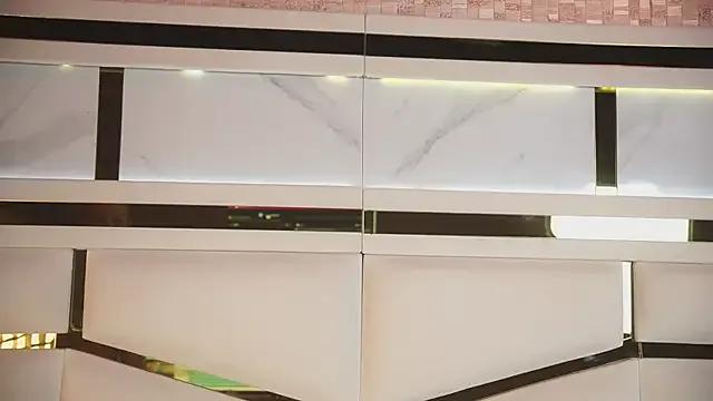 Freechat ambar_rosse25 on StripChat