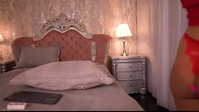 Freechat AngelineConnor on StripChat