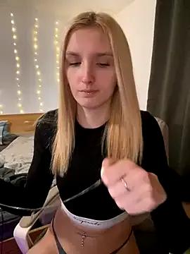 Freechat AnnyBelleX on StripChat