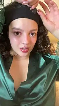 AriaHeavenss — Show my boobs & spit drip