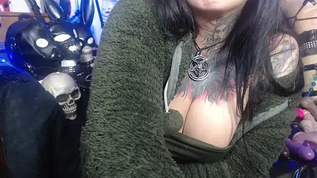 Freechat Astartexxx on StripChat