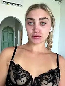 Freechat Aurii_Angel on StripChat