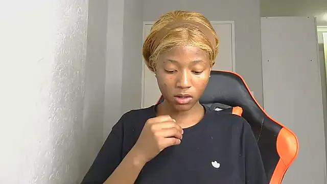 Freechat Ballenciaa on StripChat