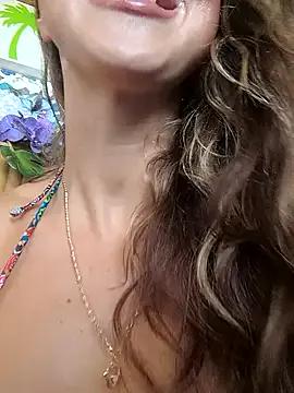 Freechat Bella-Grace on StripChat