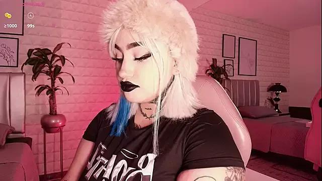 bella-green on StripChat 