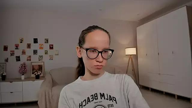 BettyBrowni on StripChat 