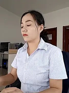 Freechat bingxin- on StripChat