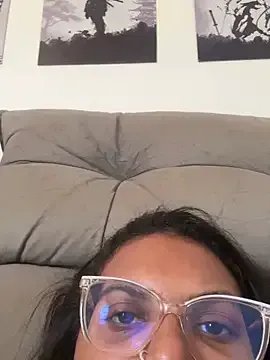 Freechat Bombomzinho30 on StripChat