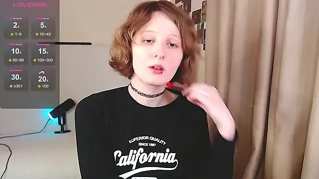 Freechat c0ralynx on StripChat