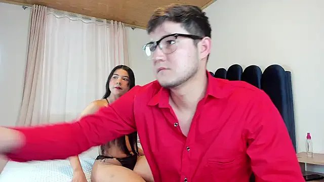 Freechat CameronyMartinn on StripChat