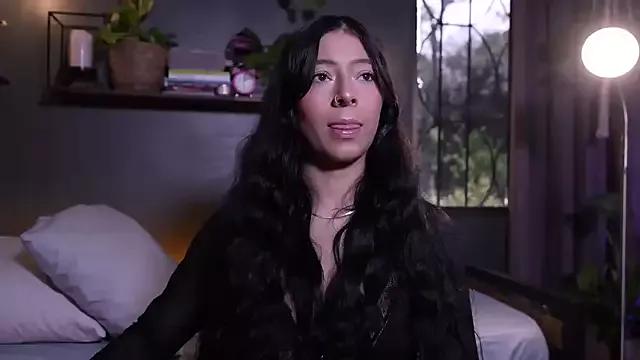 Freechat camila3__ on StripChat