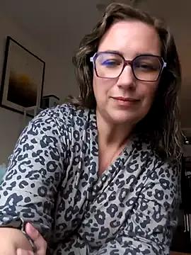 StripChat Canadian_BBW is Freechat Canadian_BBW — Can you make my pussy soaking wet ?