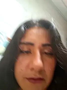 CAROLINE__07 on StripChat