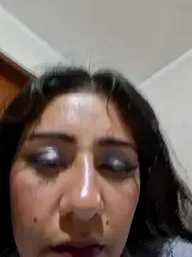 CAROLINE__07 on StripChat