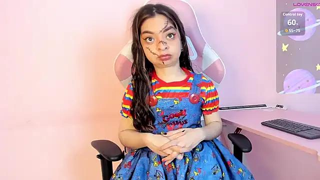 Freechat CharlotteMuller on StripChat