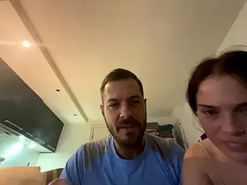 Freechat cheekycherryx on StripChat