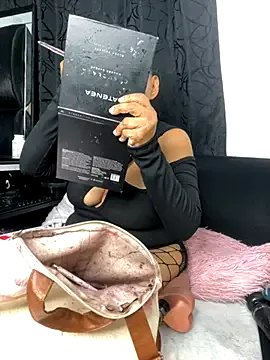 chiquimaturesexy — Freechat on StripChat