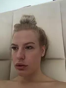 Freechat Chloemillerrxx on StripChat