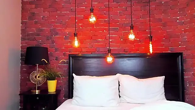 Freechat ChristynaRoss on StripChat