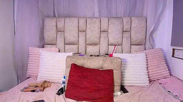 ciara_flor on StripChat