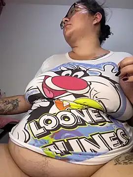 Freechat CinnamonCookiez on StripChat