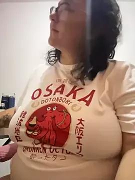 Freechat CinnamonCookiez on StripChat