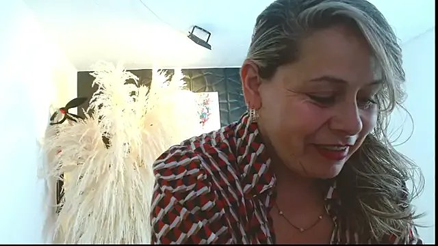 Private CINTHIA1609 on StripChat