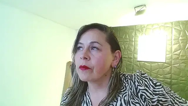 Private CINTHIA1609 on StripChat