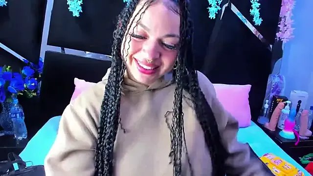 Freechat Cocoo_Nuth on StripChat