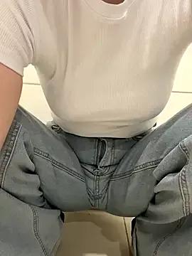 Freechat Cumonmme on StripChat