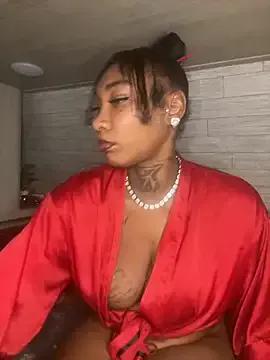 Group CUMQUEEN-XXX69 on StripChat
