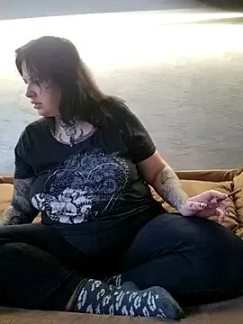 Freechat CurvyyAnna on StripChat