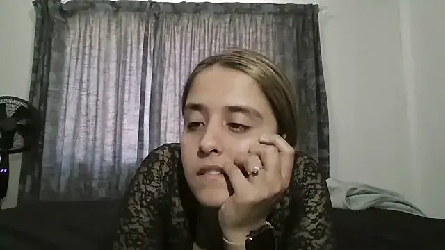 daddys_only_girl on StripChat 