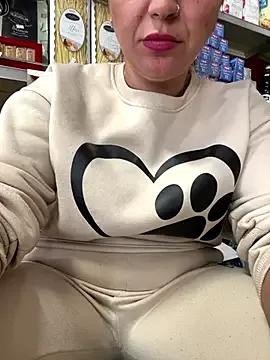 Daiana_Andra on StripChat 