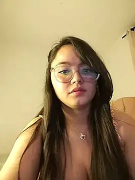 Freechat dannaparker on StripChat