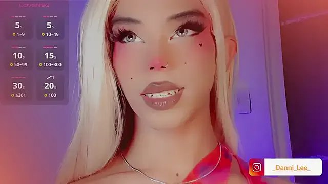 Freechat DanniLee_ on StripChat