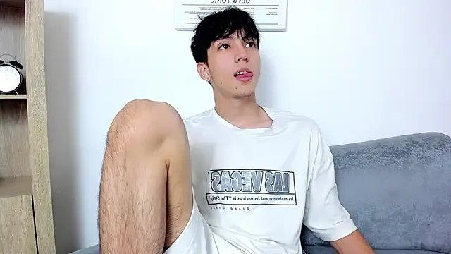 Freechat dear_jeycot on StripChat