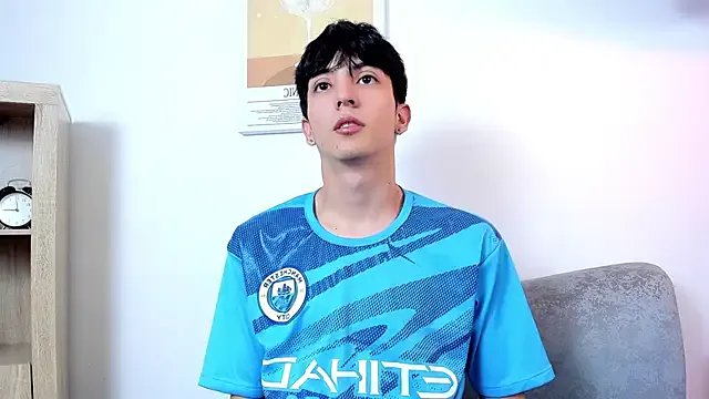 Freechat dear_jeycot on StripChat