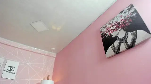 dolly_zoe on StripChat 