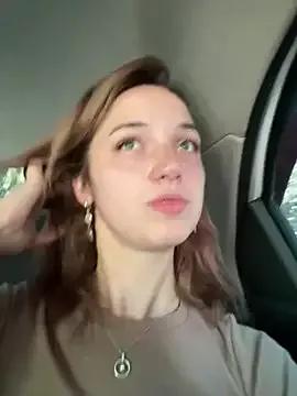 DollyTall on StripChat 