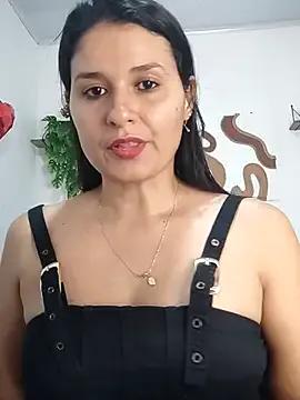 Freechat elena_jonees on StripChat