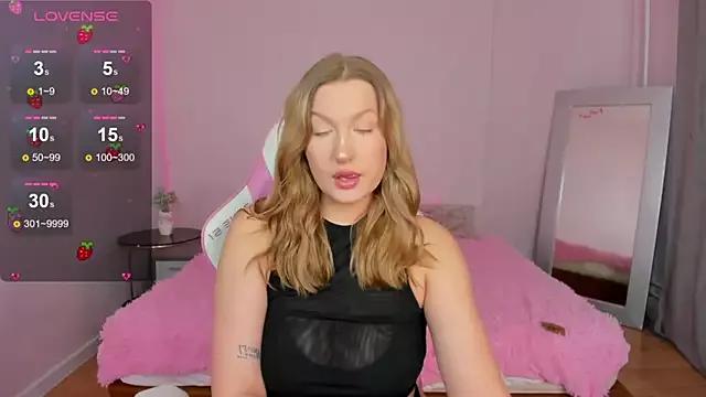 Freechat Emma__Leee on StripChat